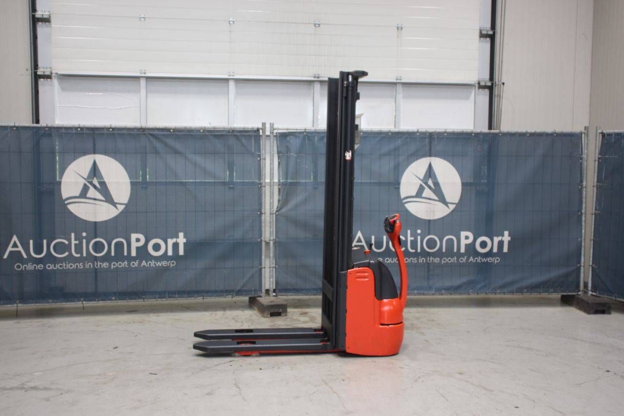 Linde L10 Electric Stacker 1000kg 4.22m 2003
