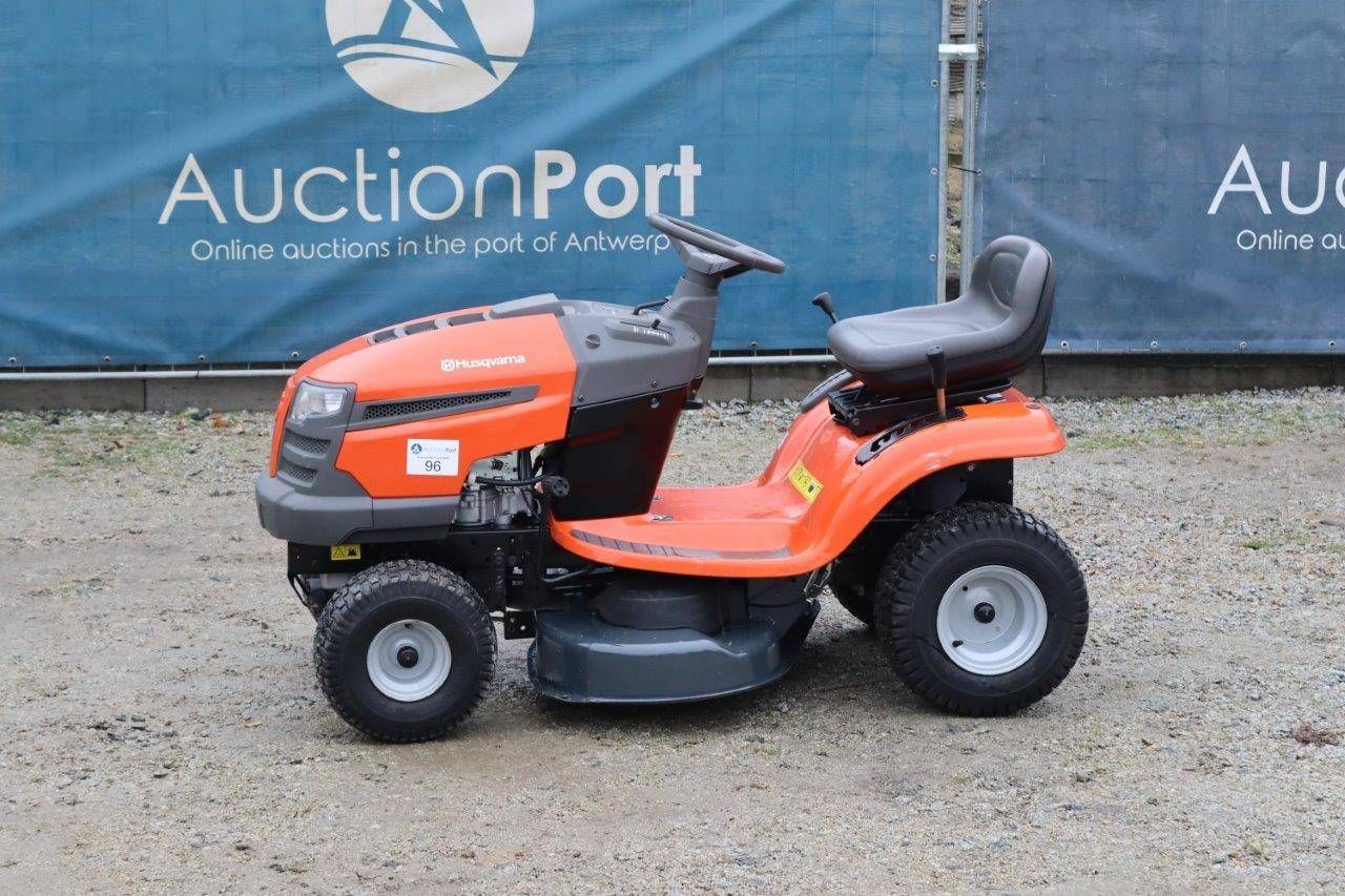 Riding mower Husqvarna TS 38 Petrol 2016