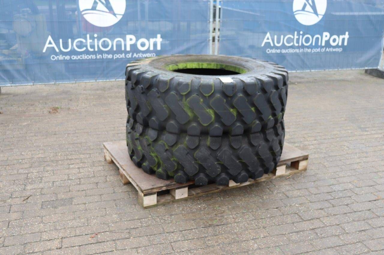 Tire set 17.5-25 2 pieces