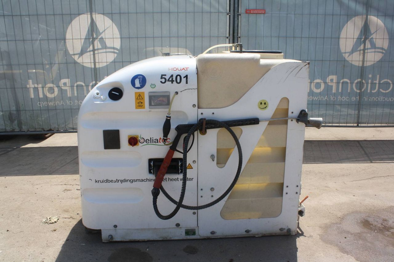 Cleaning machine Oeliatec HOUAT Diesel 2018