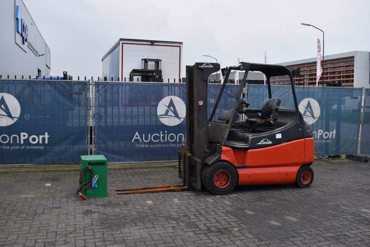 Forklift Linde E30/600-02 Electric 3000kg