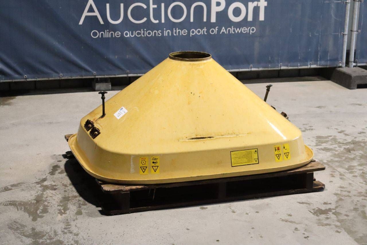 Vicon fertilizer spreader