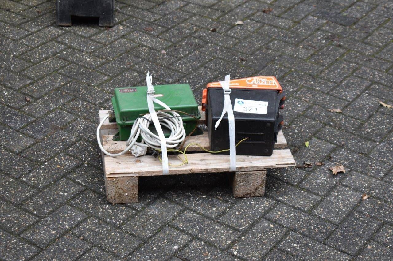 Electric Fence Equipment and Battery Device Galleger