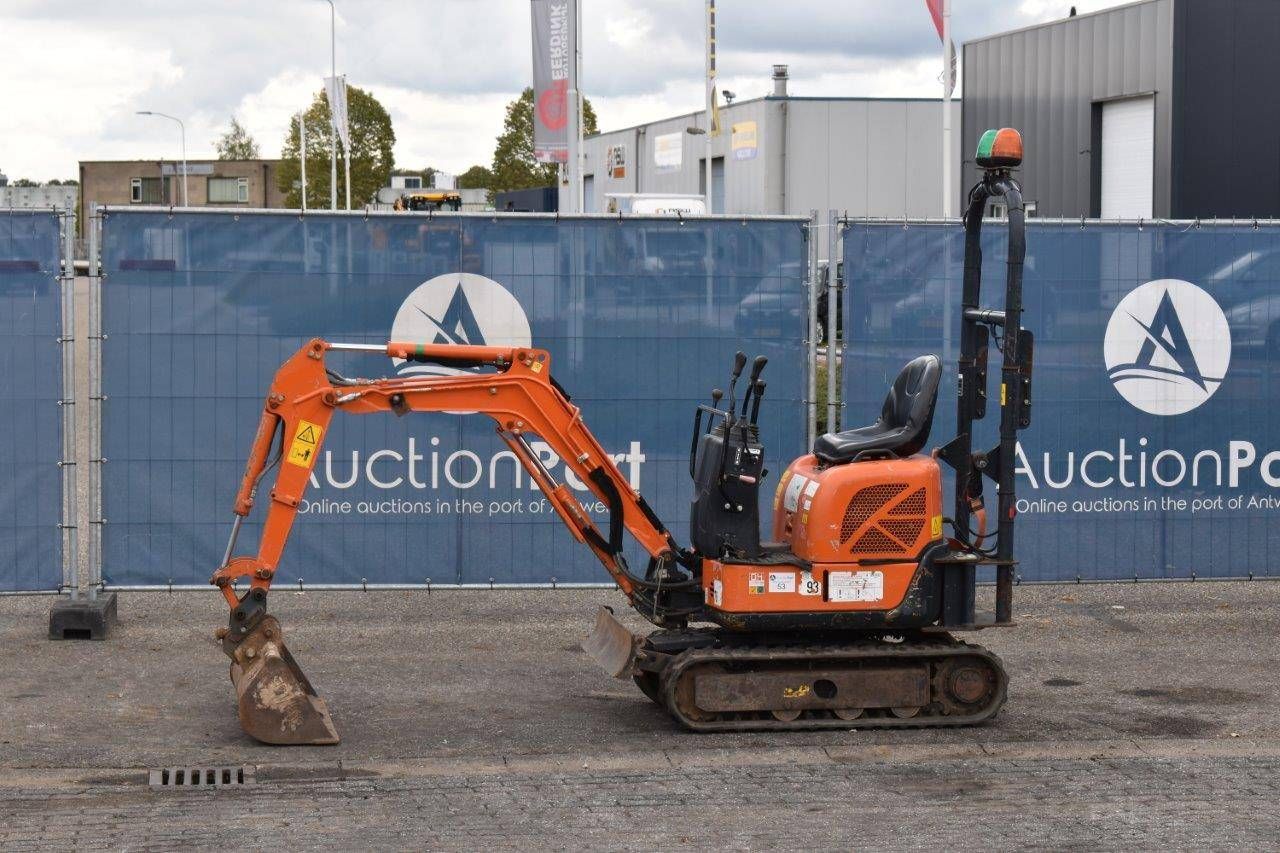 Mini digger Hitachi Zaxis ZX10U-2 Diesel 