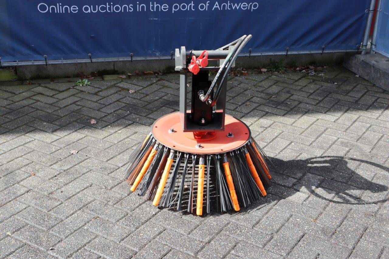 Weed brush New