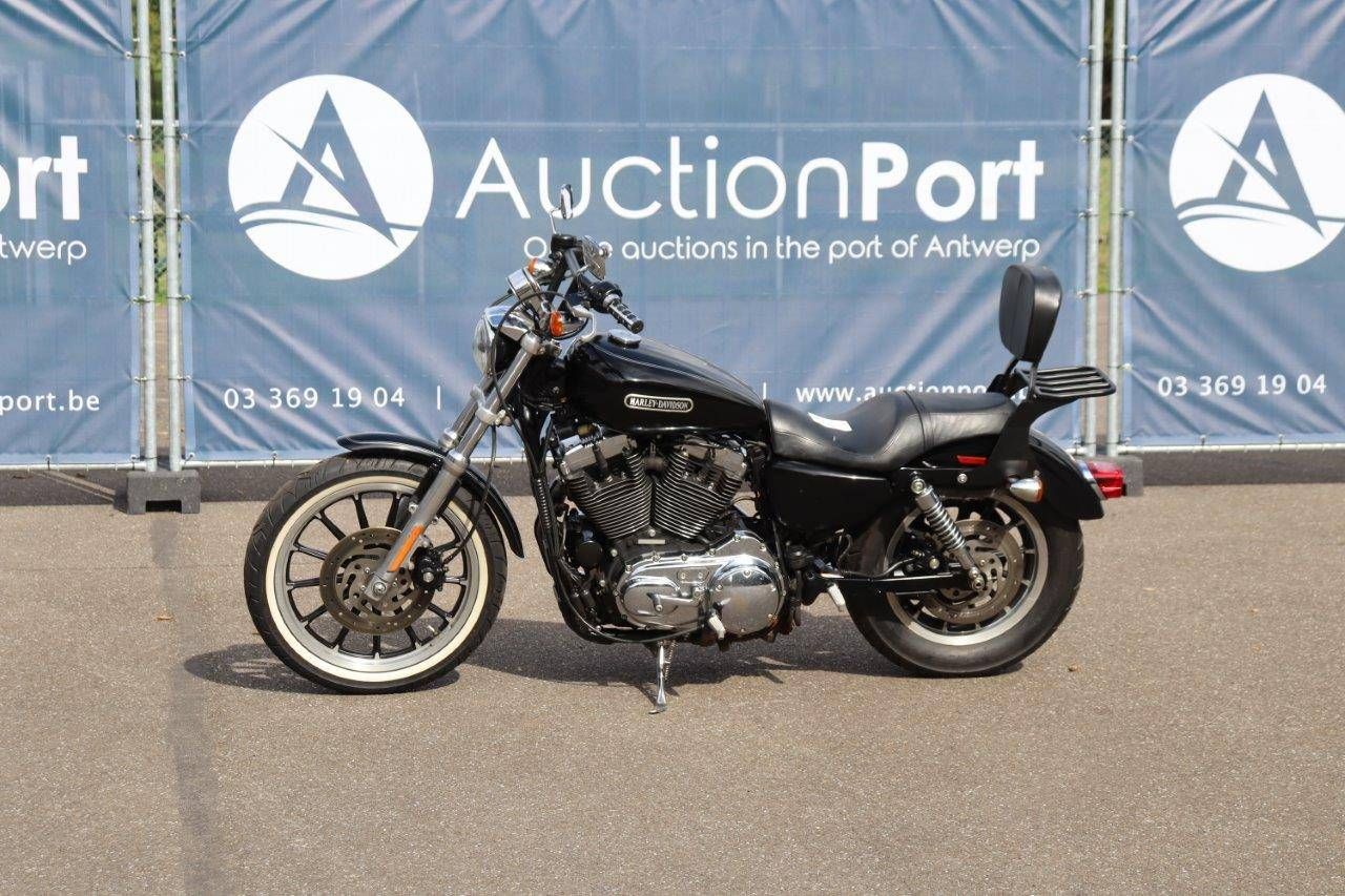 Motorcycle Harley-Davidson Sporter XL1200 Custom Petrol 2011