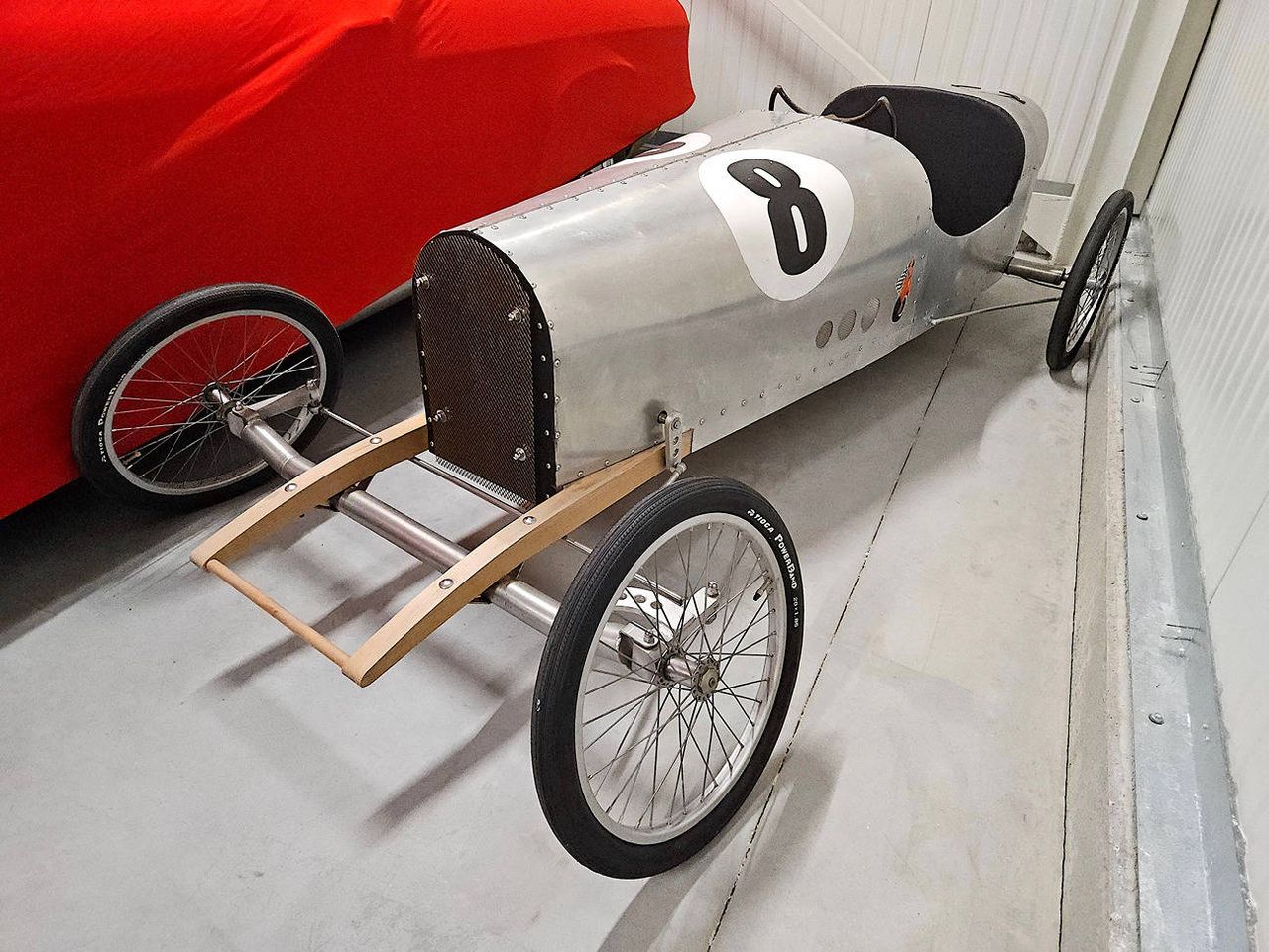 man cave Down Hill Box Racer (Marge)
