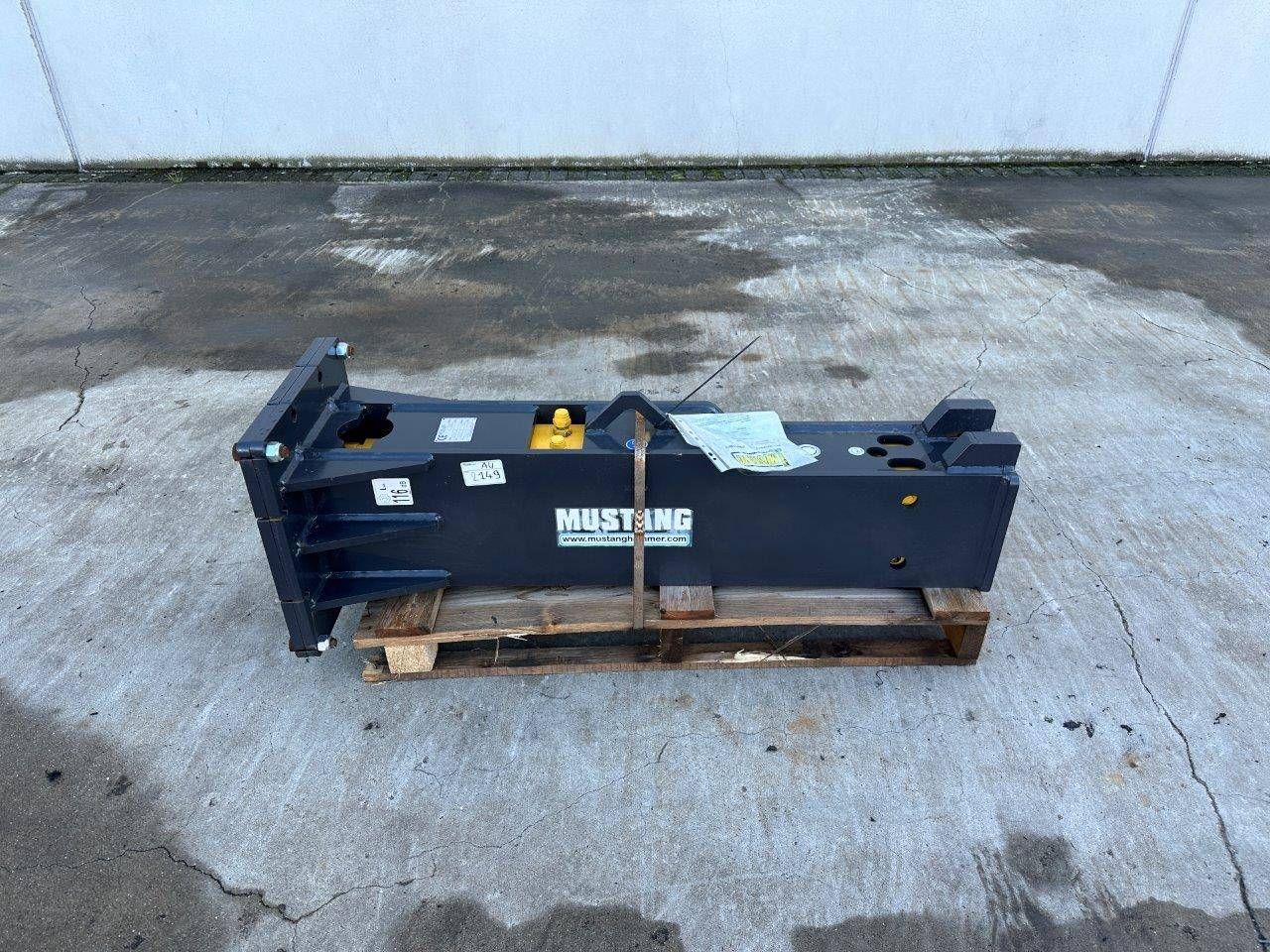 Hydraulic Hammer Mustang HM1002 2024 with chisel New