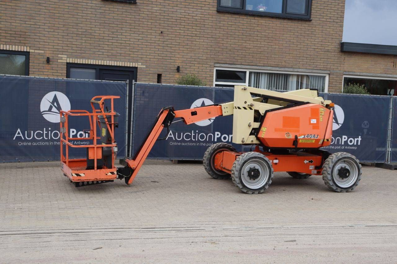 Articulating boom lift JLG H340AJ Diesel 12.3m 2017