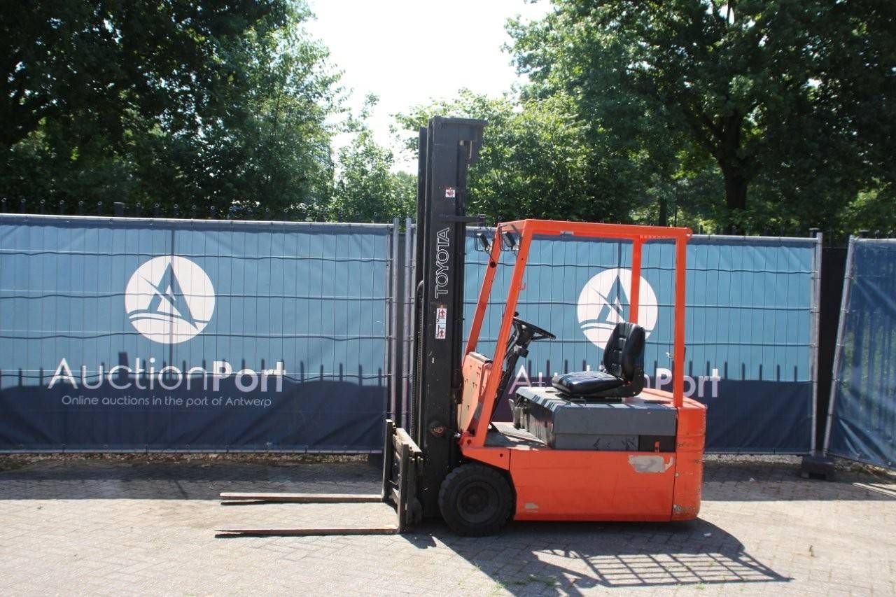 Forklift Toyota 2F E18 Electric 6000mm