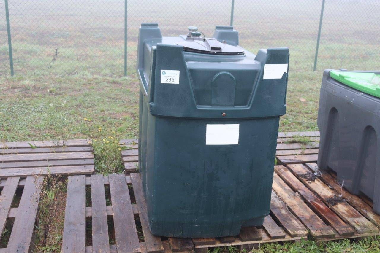 Plastic Tank Double Walled Titan BT 600L