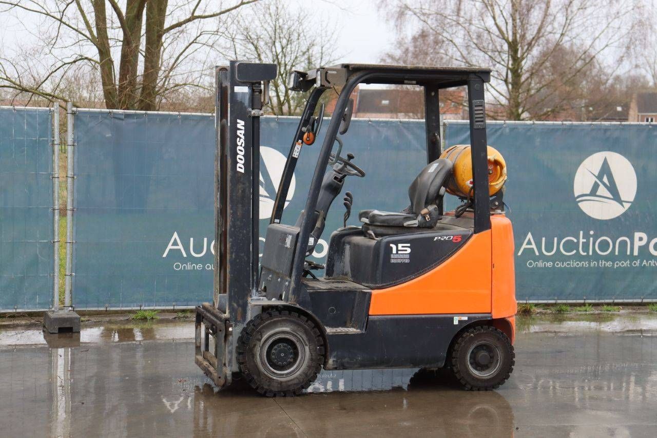 Doosan LPG 3.5m forklift