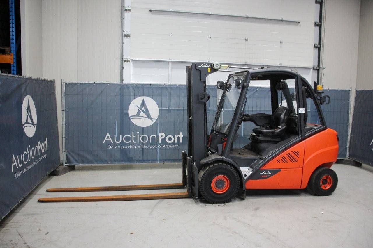 Forklift Linde H30D-02 Diesel 3000kg 4.2m 2014