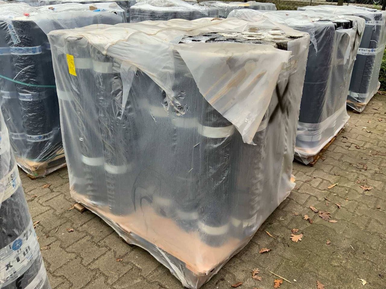 Pallet Roofing Felt New