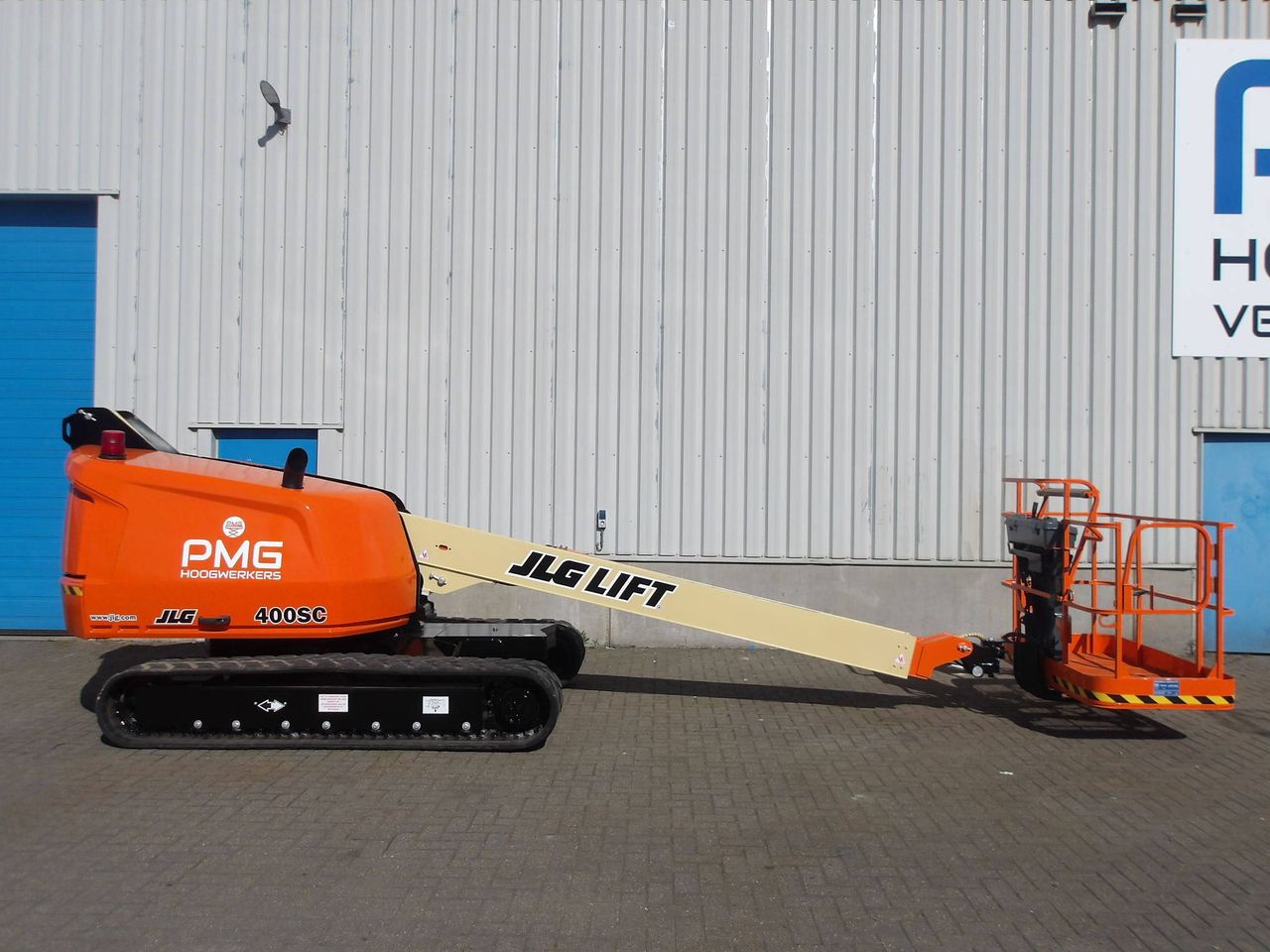 JLG 400SC Tracked Telescopic Boom Lift 14.19m Diesel 2015