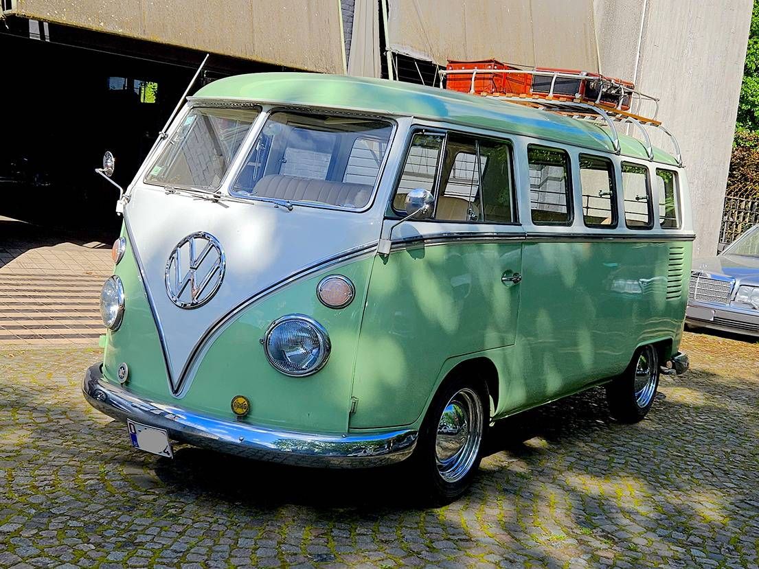 Volkswagen T1 _ 1.5 (full retro spec) Petrol 1965 (Margin)
