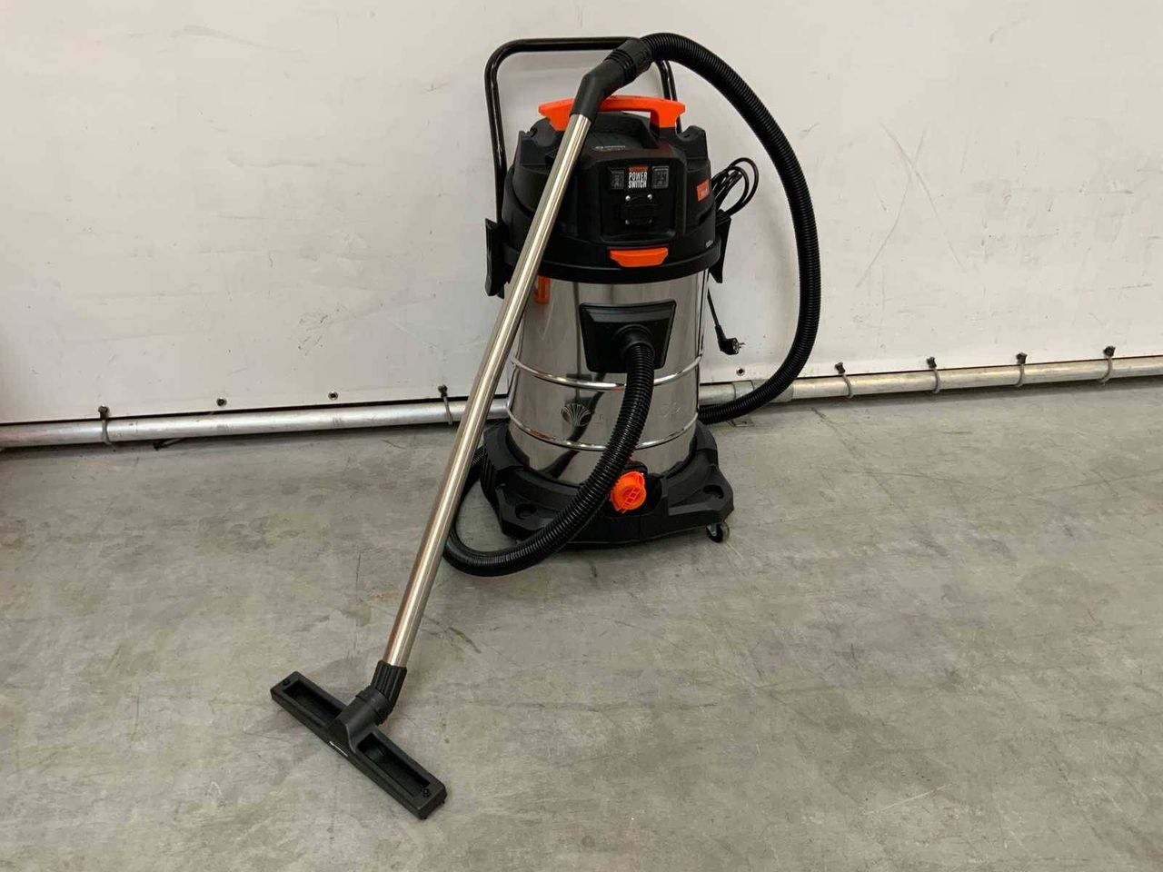 Industrial vacuum cleaners Daewoo DAVC2400-60L Electric 230V 2023 New