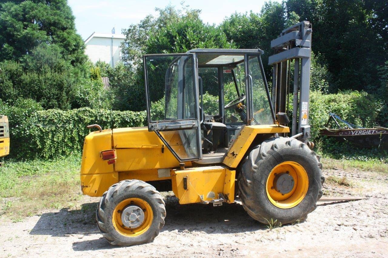 Rough terrain forklift JCB 926 Diesel 2600kg