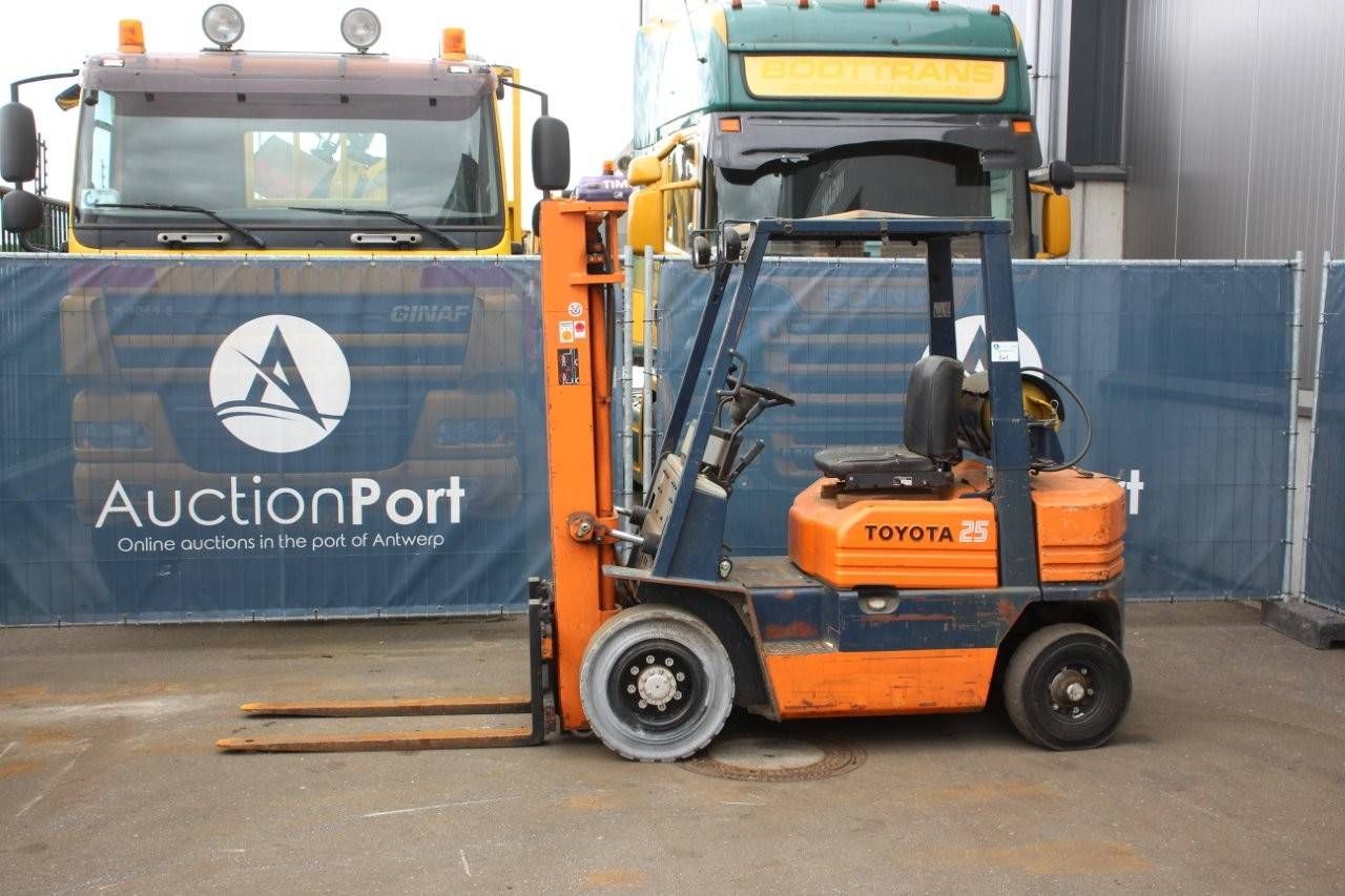 Forklift Toyota 42-5FGF-25 LPG 2500kg 3.3m 1991