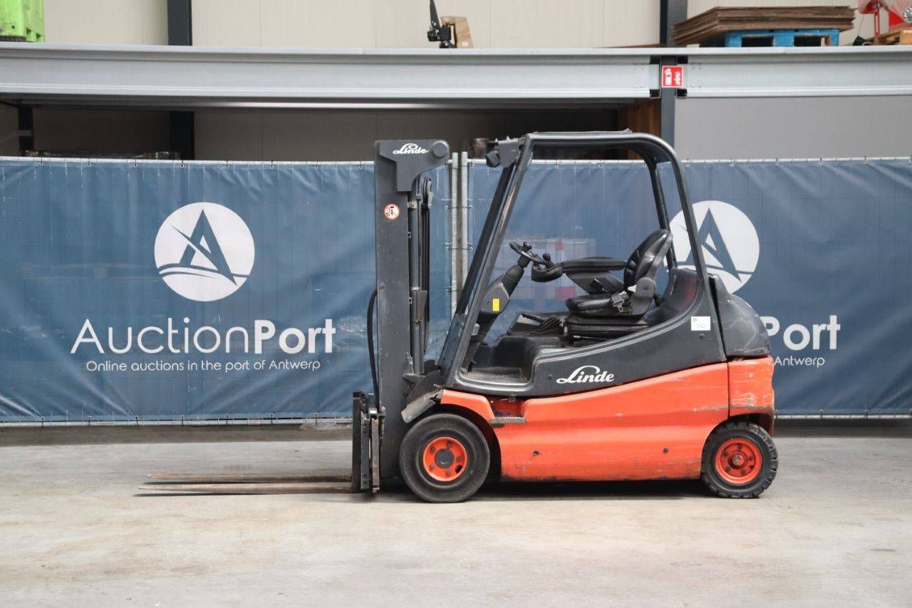 Forklift Linde E25-02 Electric 2500kg 2001