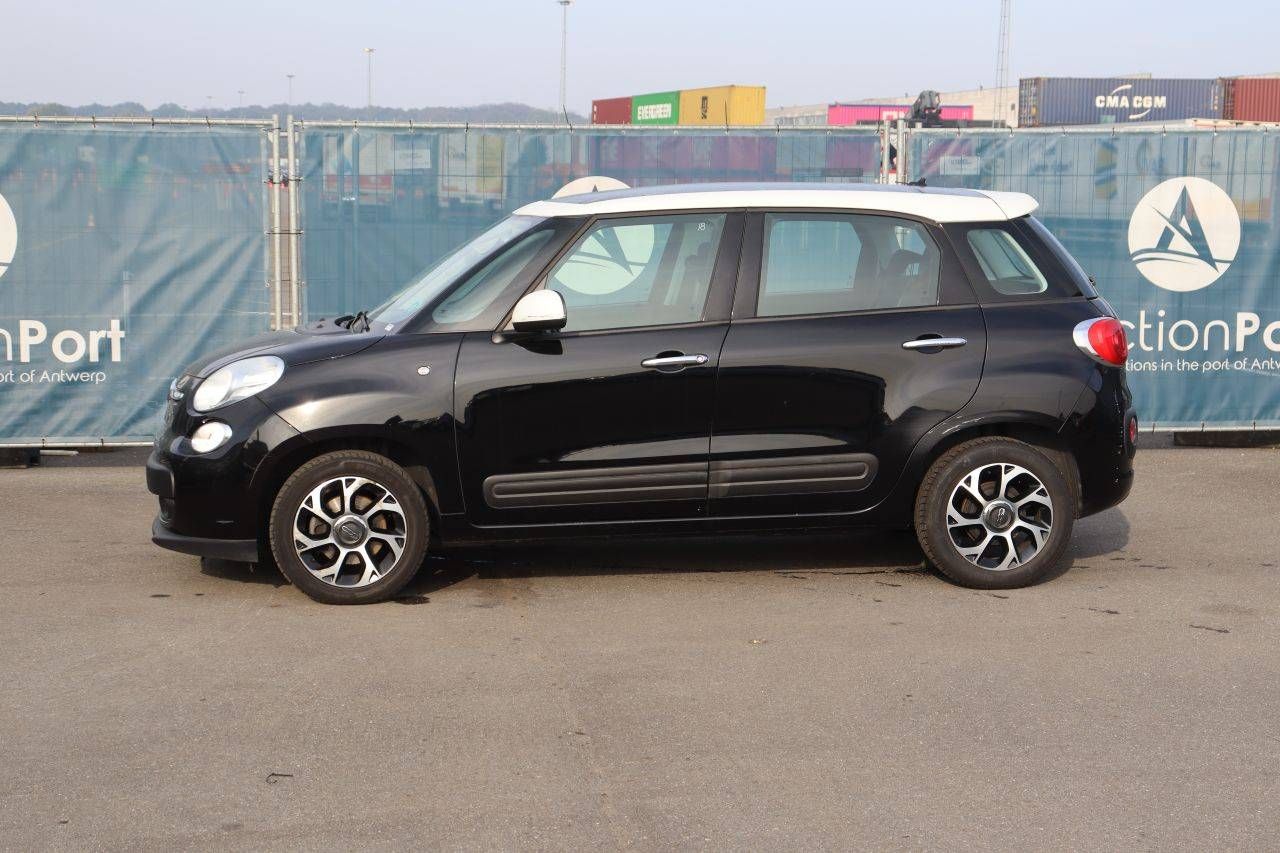 Passenger car Fiat 500L Petrol 95hp 2017 (Margin)