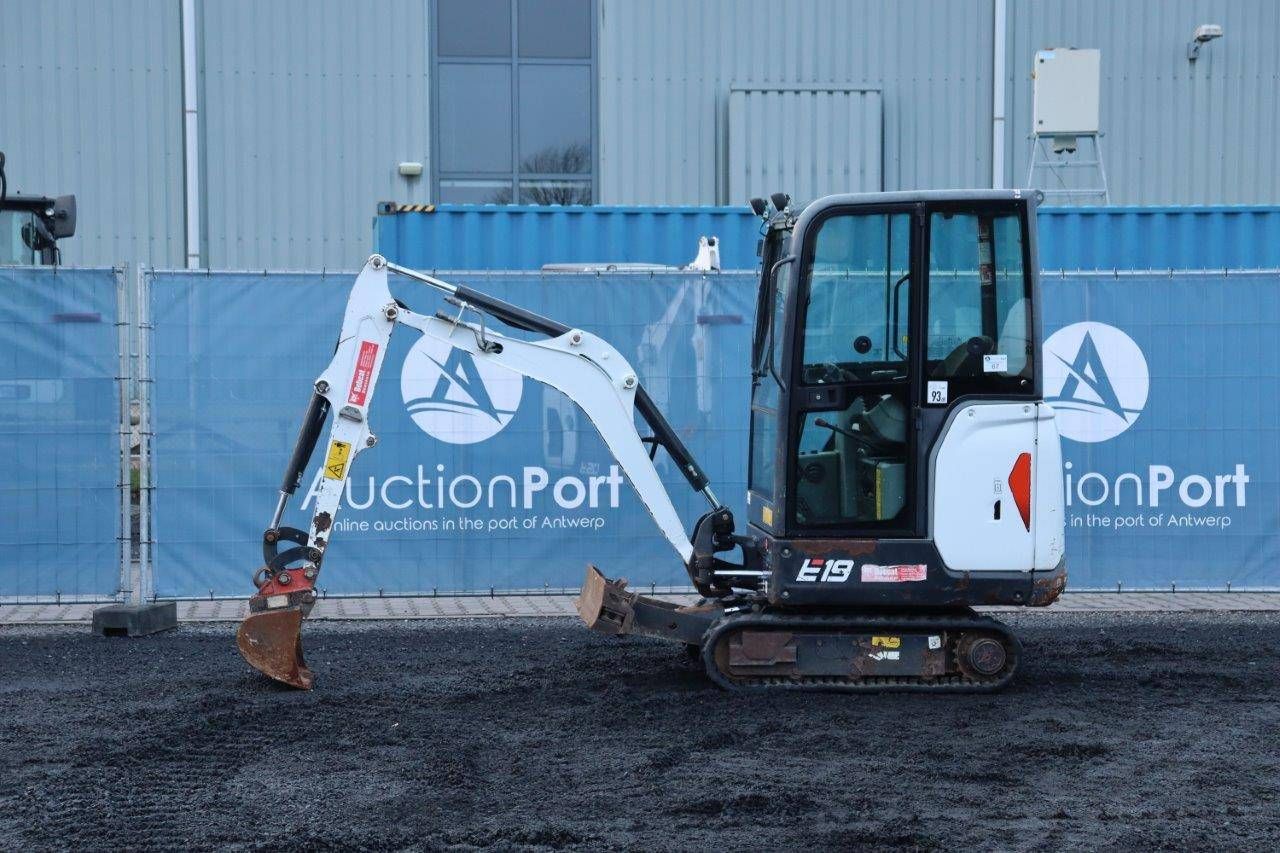 Mini digger Bobcat E19 Diesel 14hp 2016