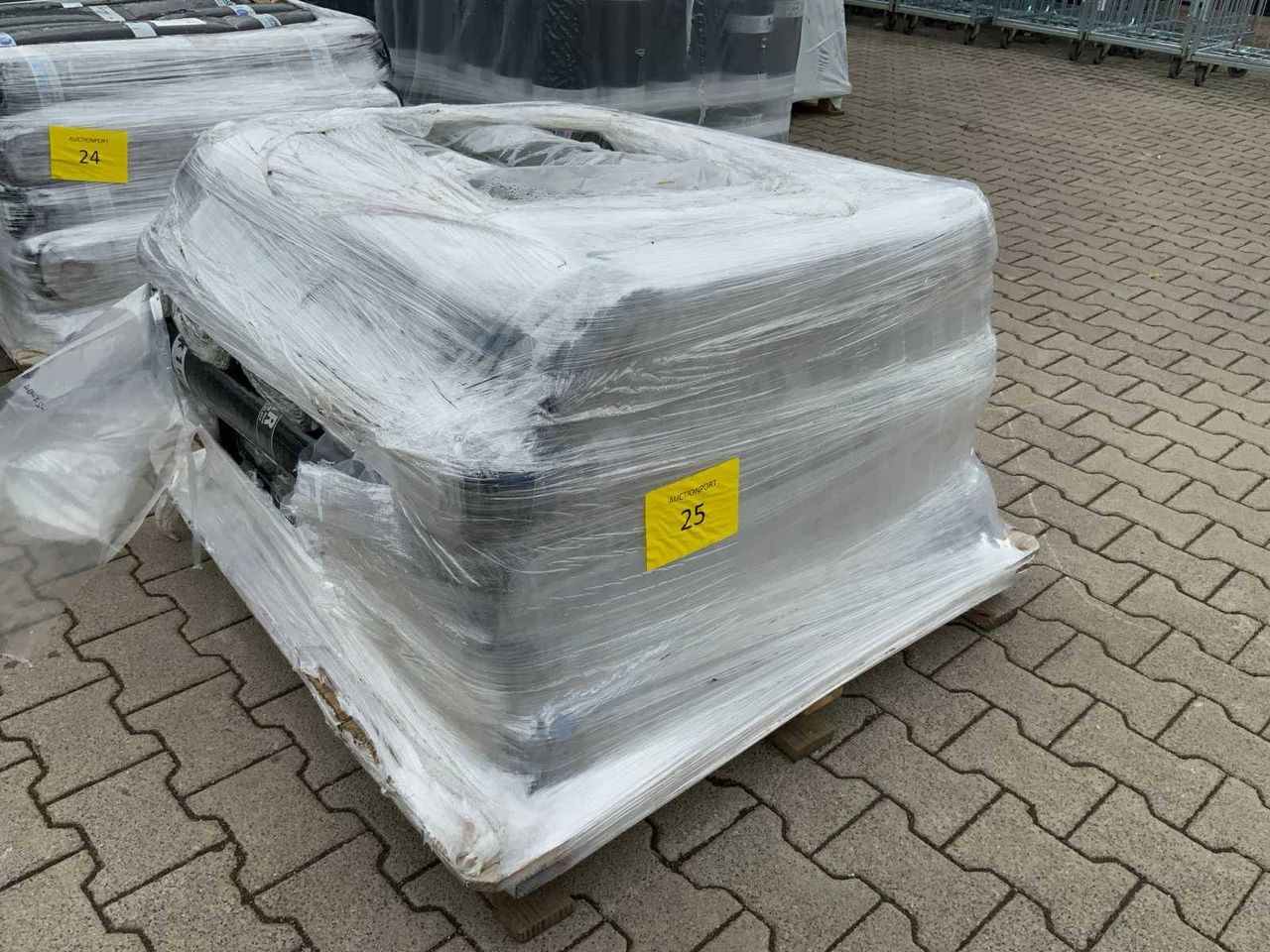 Pallet Roofing New