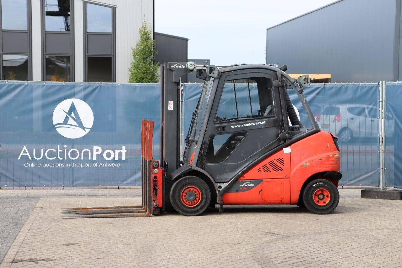 Linde H30D-02 Diesel-Gabelstapler 3000 kg 2013