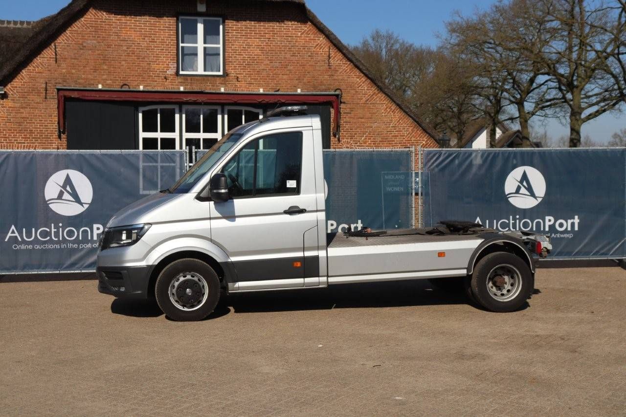 Be-combi Tractor Volkswagen CRAFTER Chassis EC Diesel