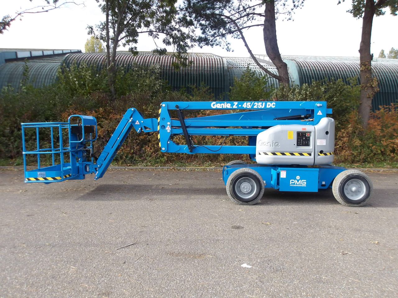 Nacelle élévatrice articulée électrique Genie Z-45/25J DC 15,92 m 2015