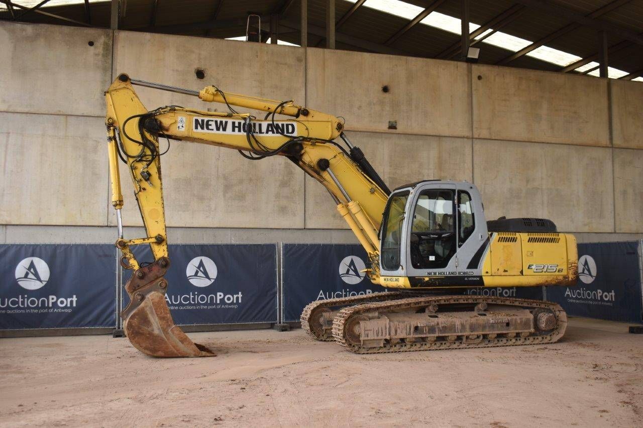 Excavator New Holland E215B Diesel