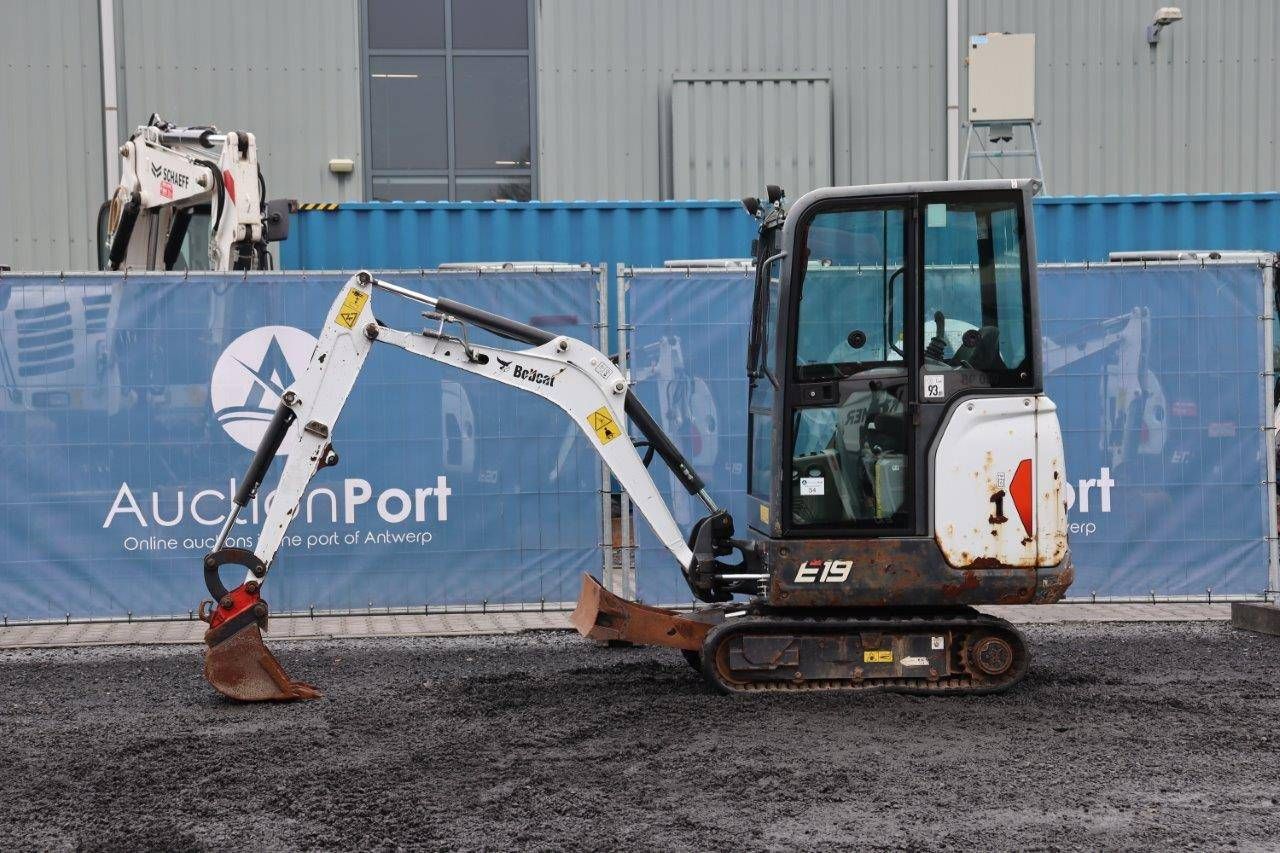 Mini digger Bobcat E19 Diesel 14hp 2017