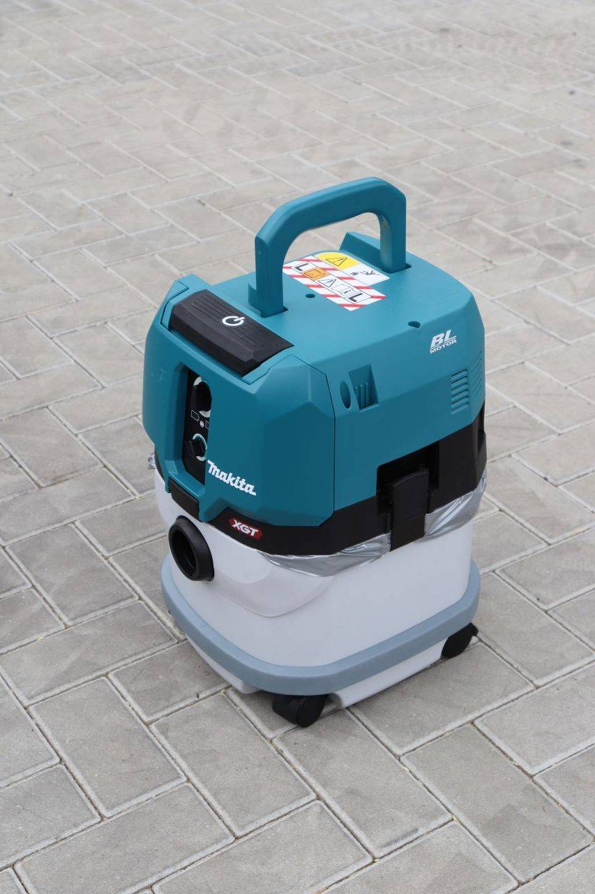 Aspirador de pó sem fio Makita VC003GLZ 40V 2021, novo na caixa.