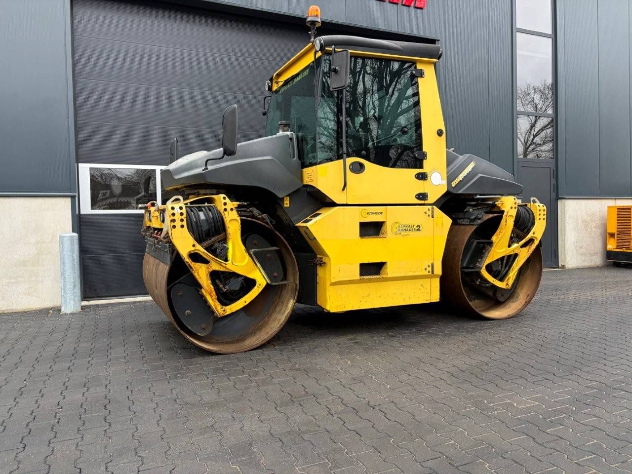 Compactor Bomag BW 174 AP-4i AM Diesel 2017