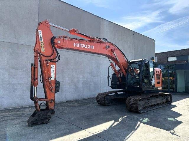 Crawler excavator Hitachi ZX225USLC-6 Diesel 2017