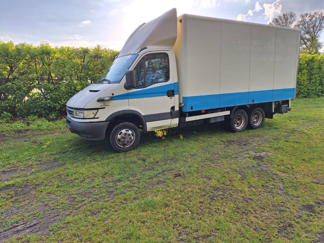 Box truck Iveco Daily 40c14 BE Combination Clixtar Diesel 170hp