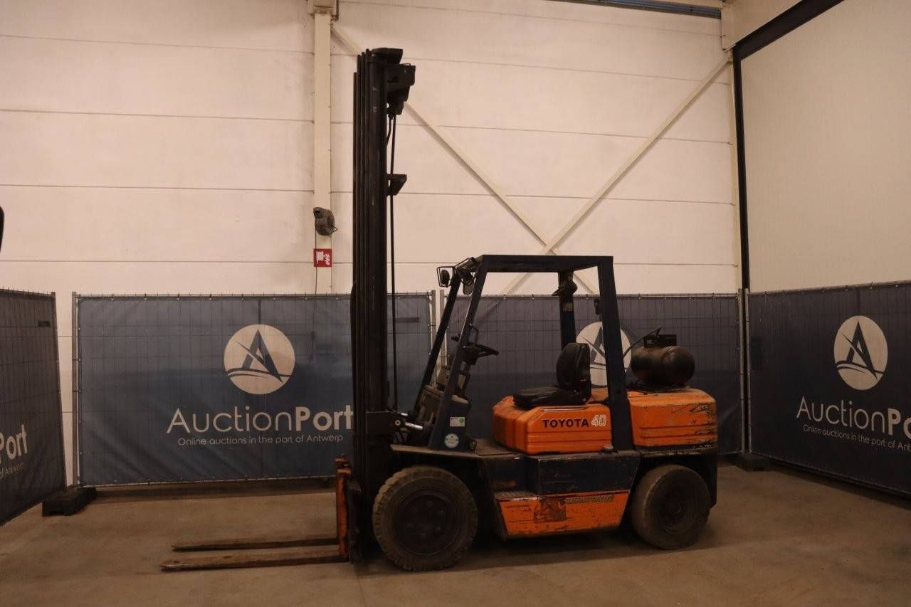 Forklift Toyota 02-5FG35 LPG 2050kg 4.5m 1993