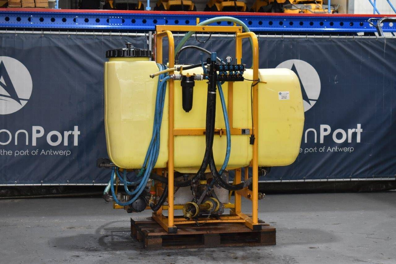 Field sprayer Dobex 600L