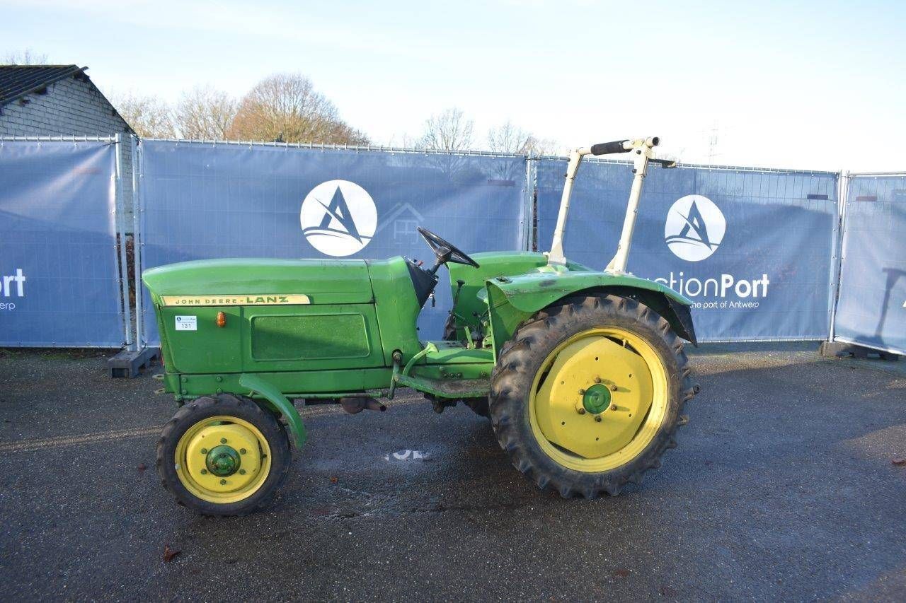 Tractor John Deere 100 Lanz Diesel (margin)