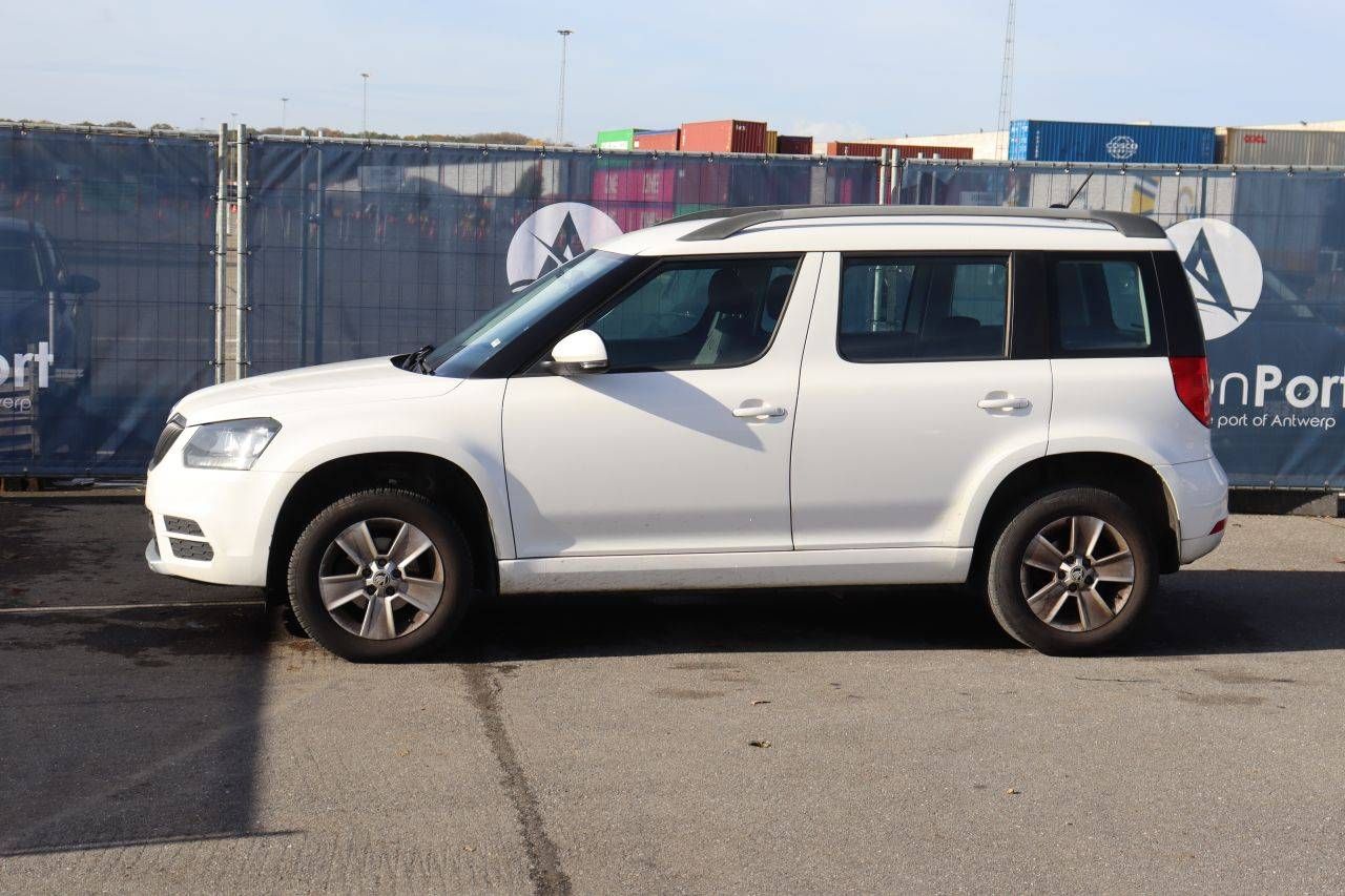 Passenger car Škoda Yeti Petrol 105hp 2014 (Margin)