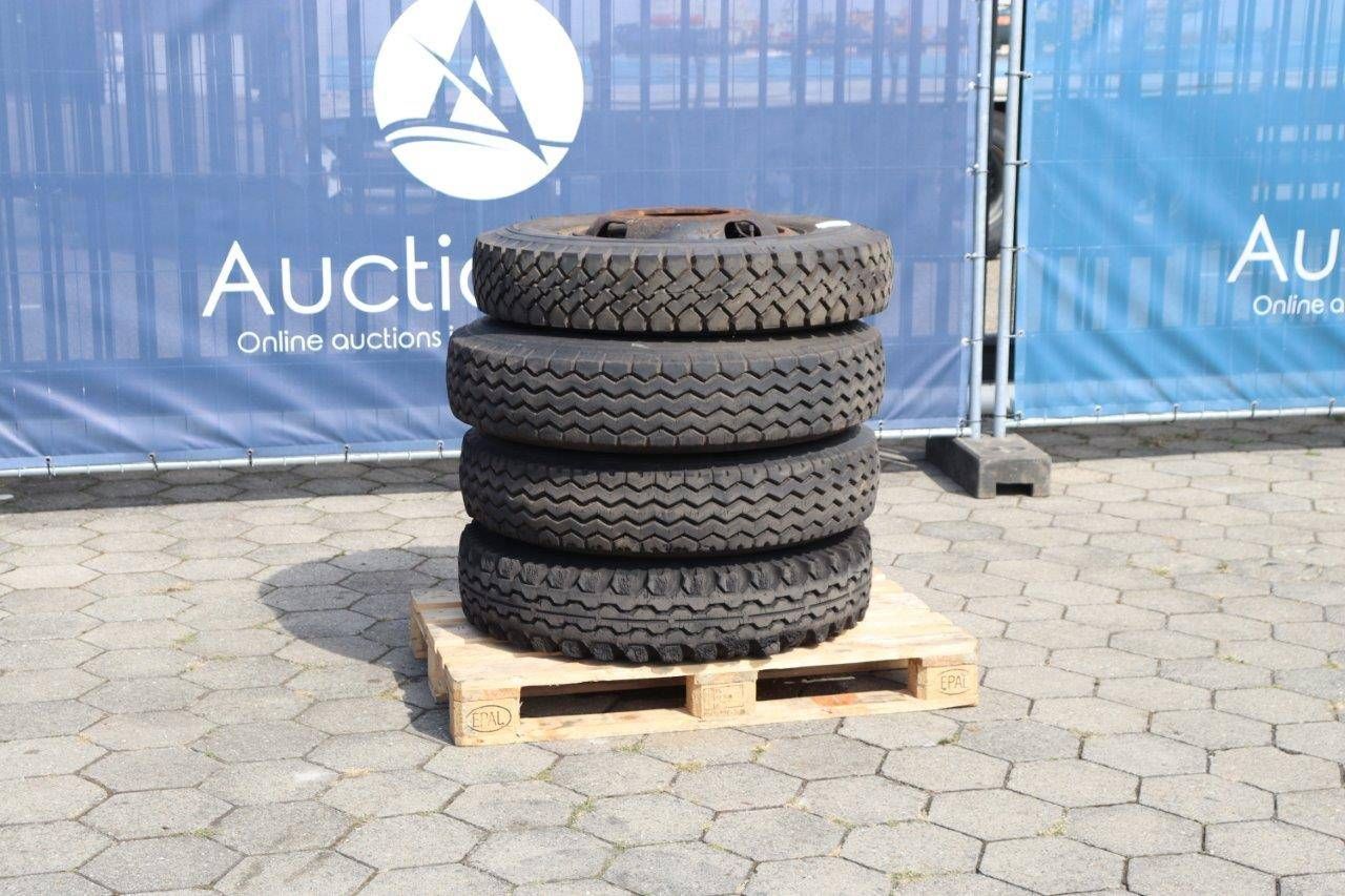 Lot of tires Unikoyal 8.25R20 4 pieces