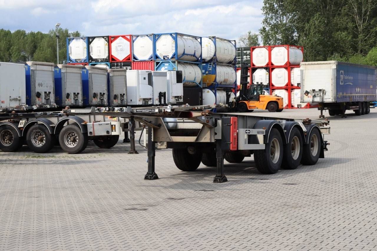 Van Hool 20FT/30FT ADR (EX/II EX/III FL AT) BPW + drum ALCOA galvanized lift axle