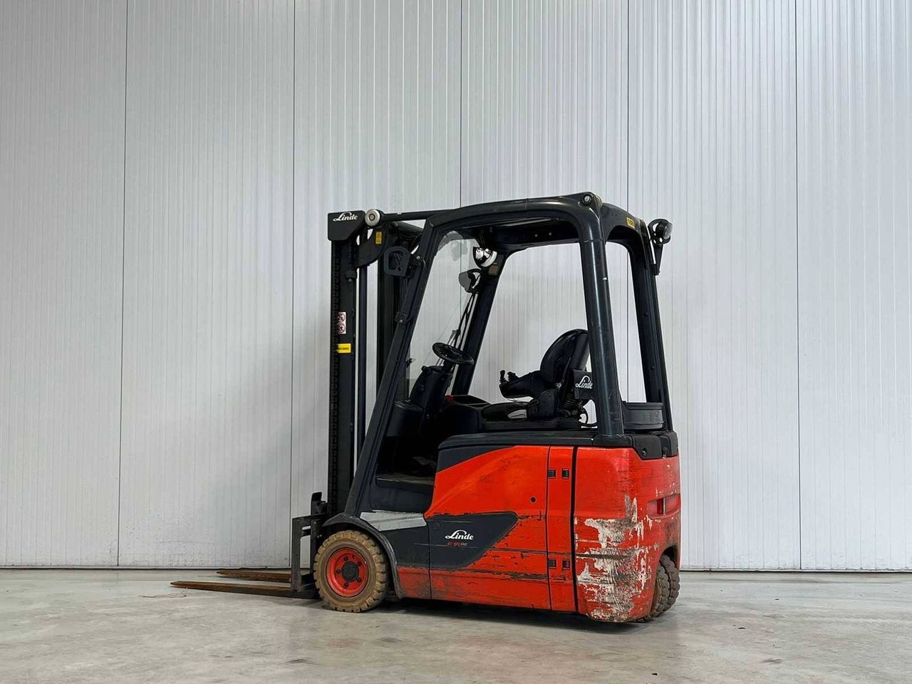 Forklift Linde E16H-02 Electric 1600kg 3.3m 2016
