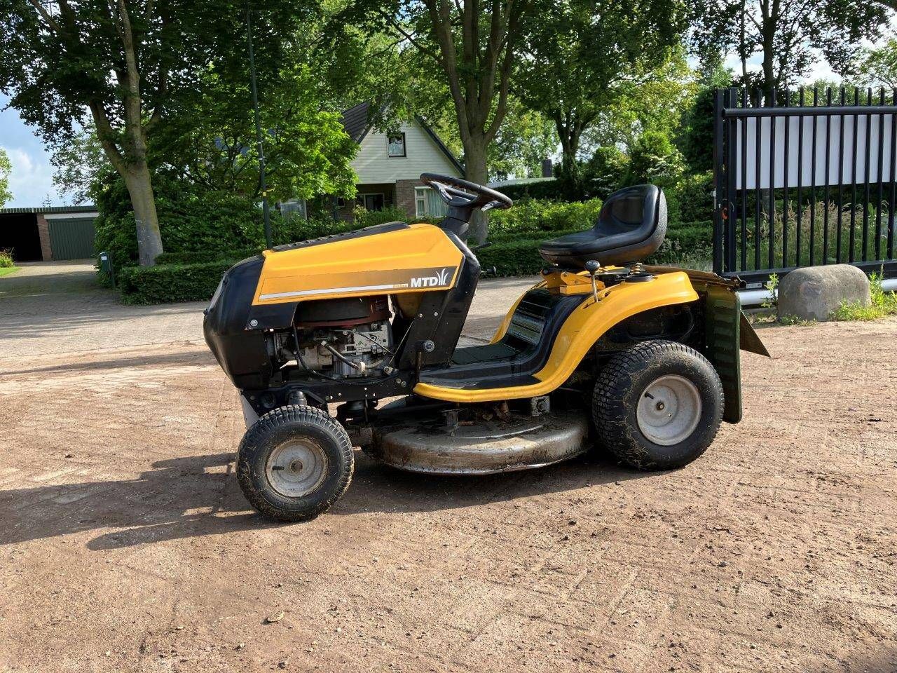 Riding mower MTD Petrol