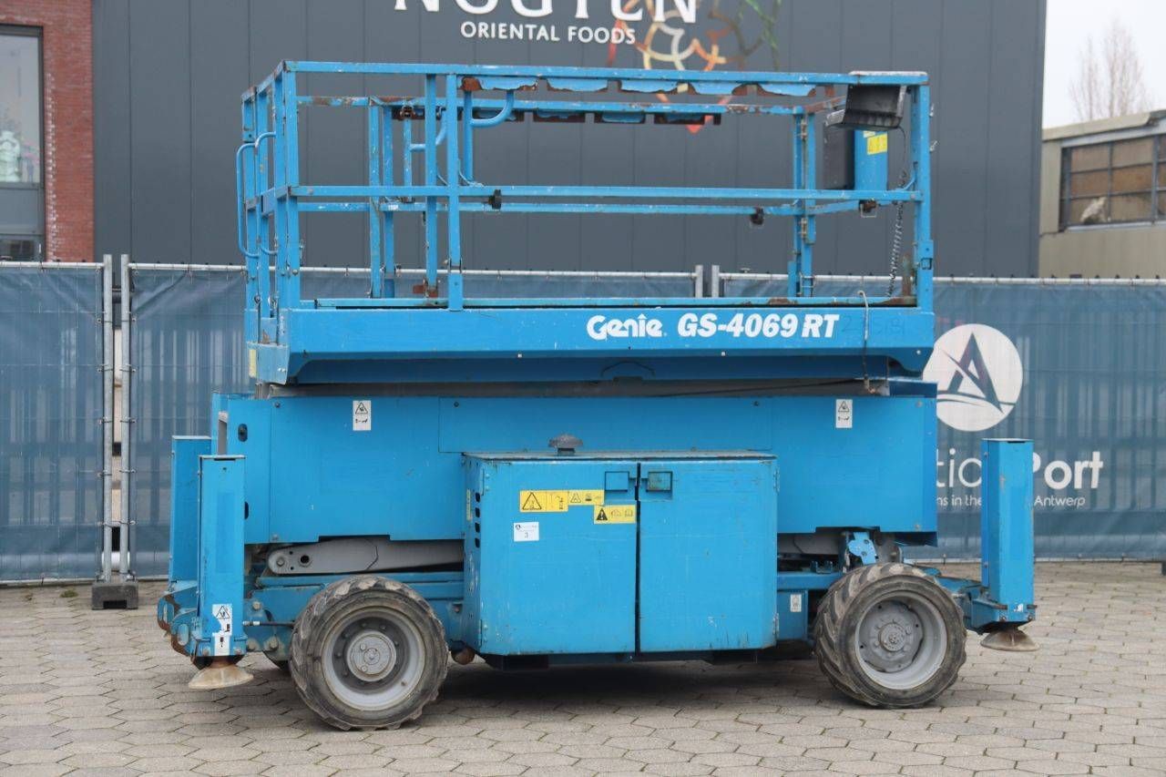 Piattaforma aerea a forbice Genie GS-4069 Diesel 14,3 m 2012