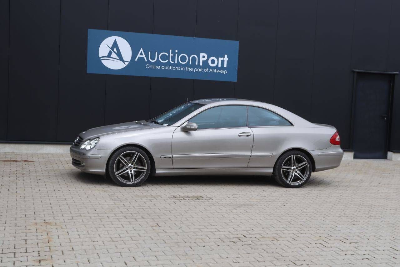 Passenger car Mercedes-Benz CLK270 Diesel 163hp 2004 (Margin)