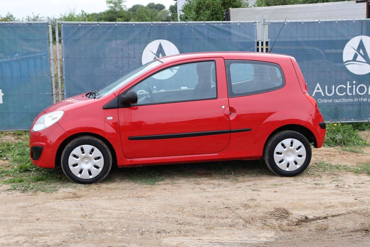 Passenger car Renault Twingo Petrol 59hp 2008 (Margin)