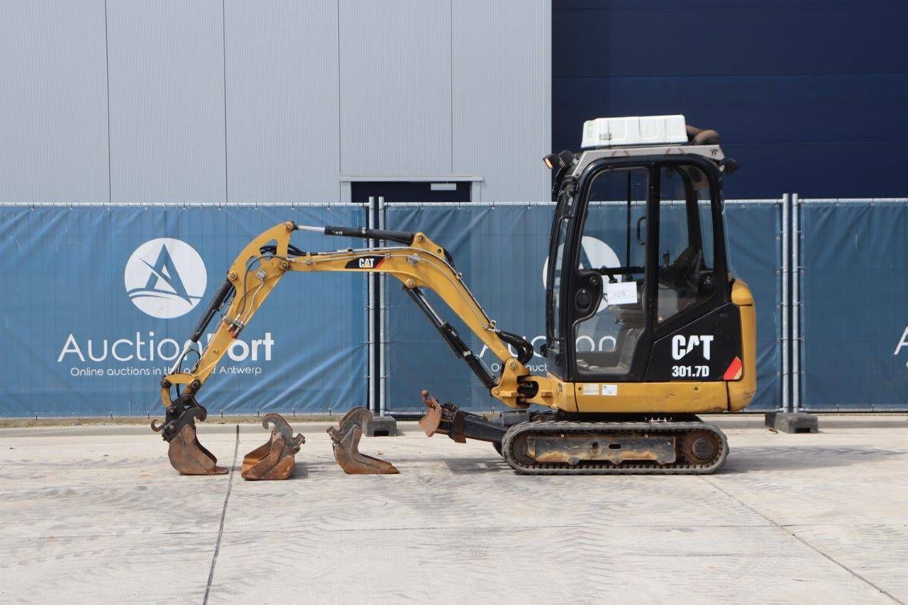 Mini digger Caterpillar 301.7D Diesel
