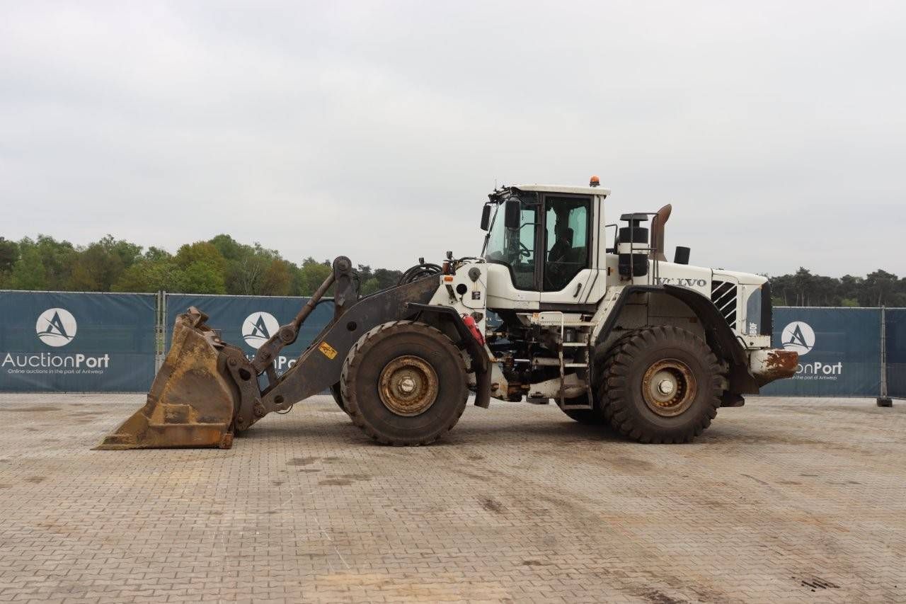 Wheel loader Volvo L 180 F Diesel 2010