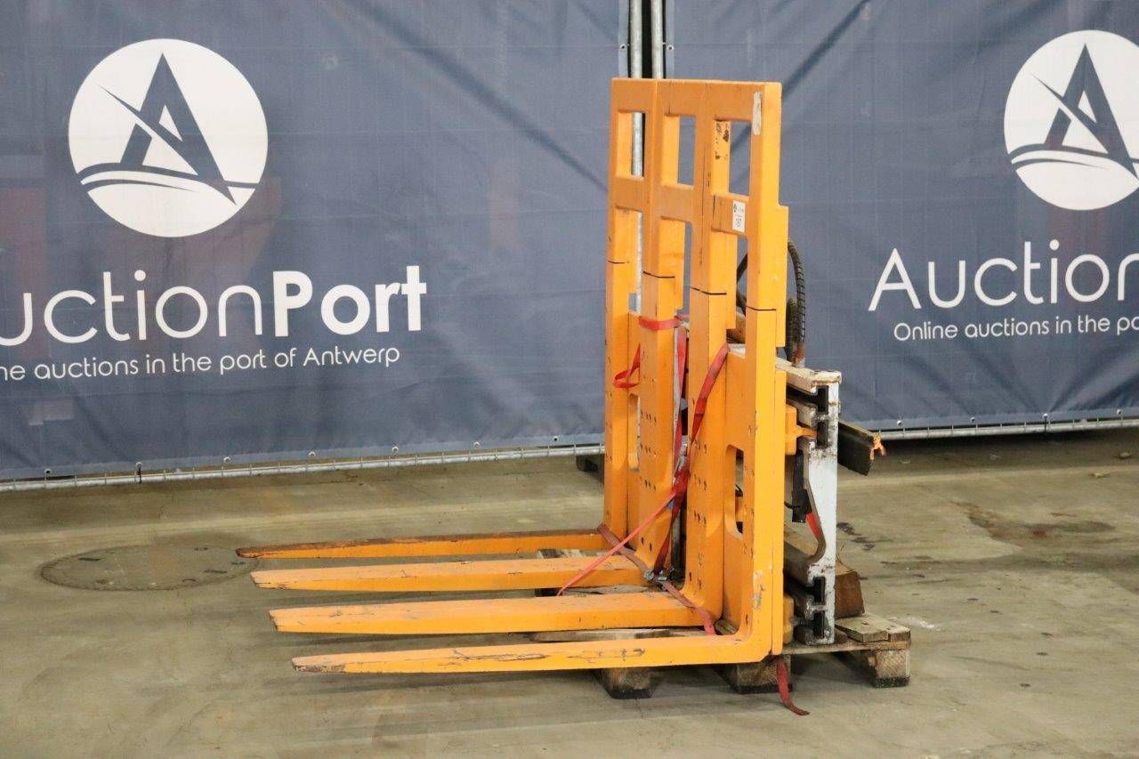 Fork positioner Durwen DPK FEM3 3500kg